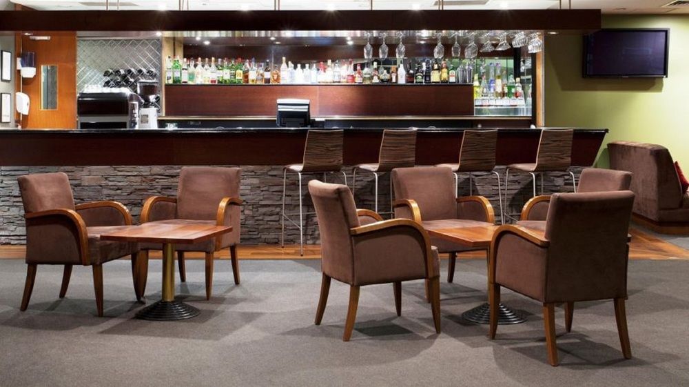 Hotel Bar