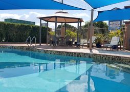 Cascade Motel In Townsville