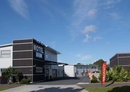 Pukekura Motor Lodge