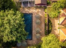 Heritage Suites Hotel