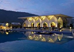 lebua Lodge at Amer