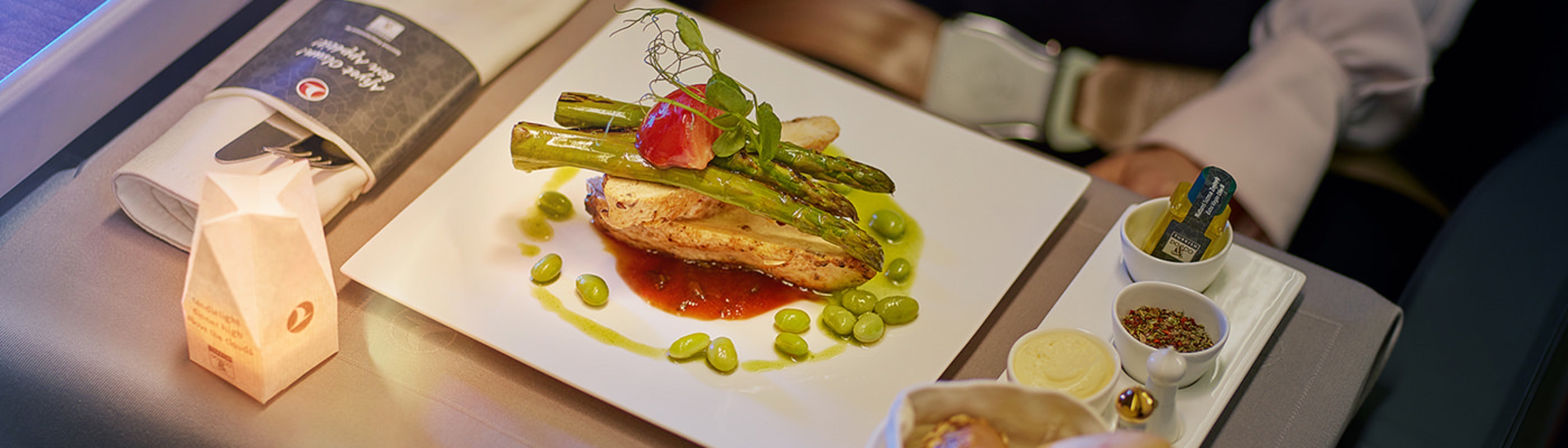Business Class Dining