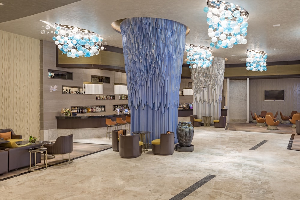 Hotel Lounge