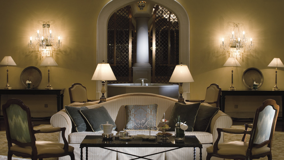 The Lobby Lounge