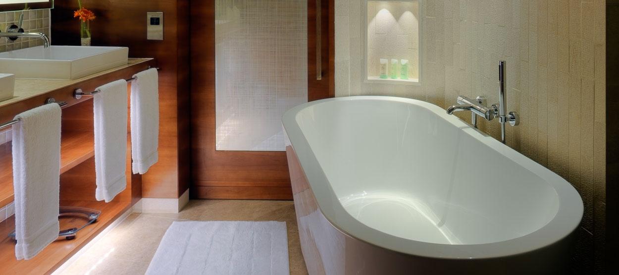Ocean Club Superior Twin Bathtub