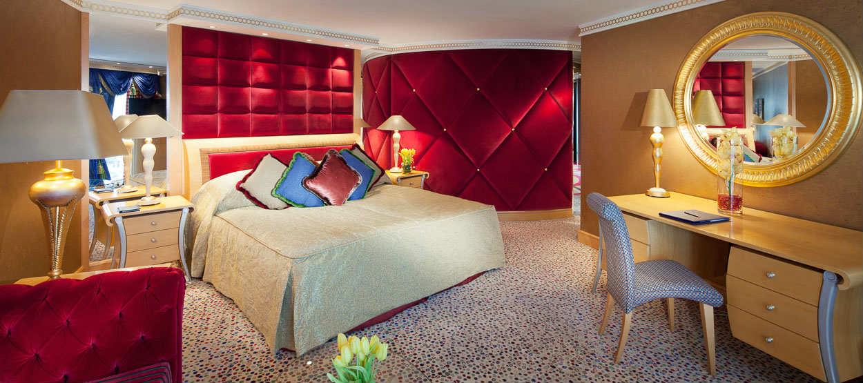 Royal Ocean Suite
