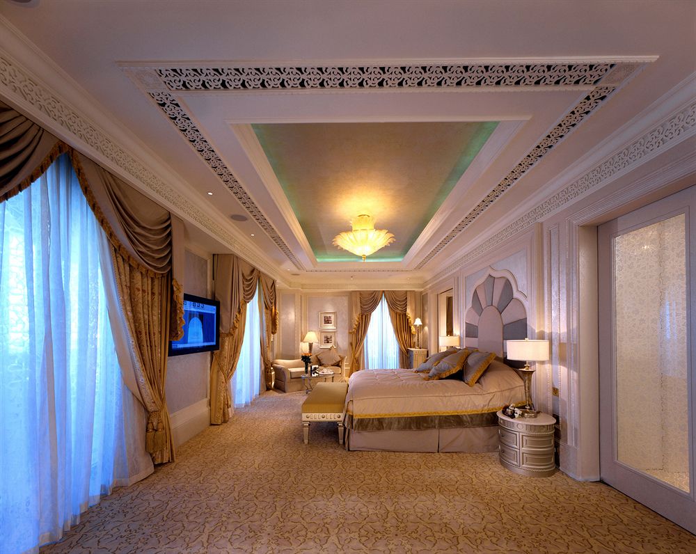 Khaleej Deluxe Suite