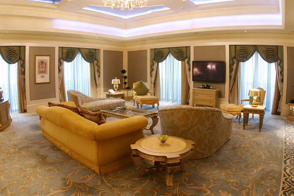 Royal Khaleej Suite Living Room