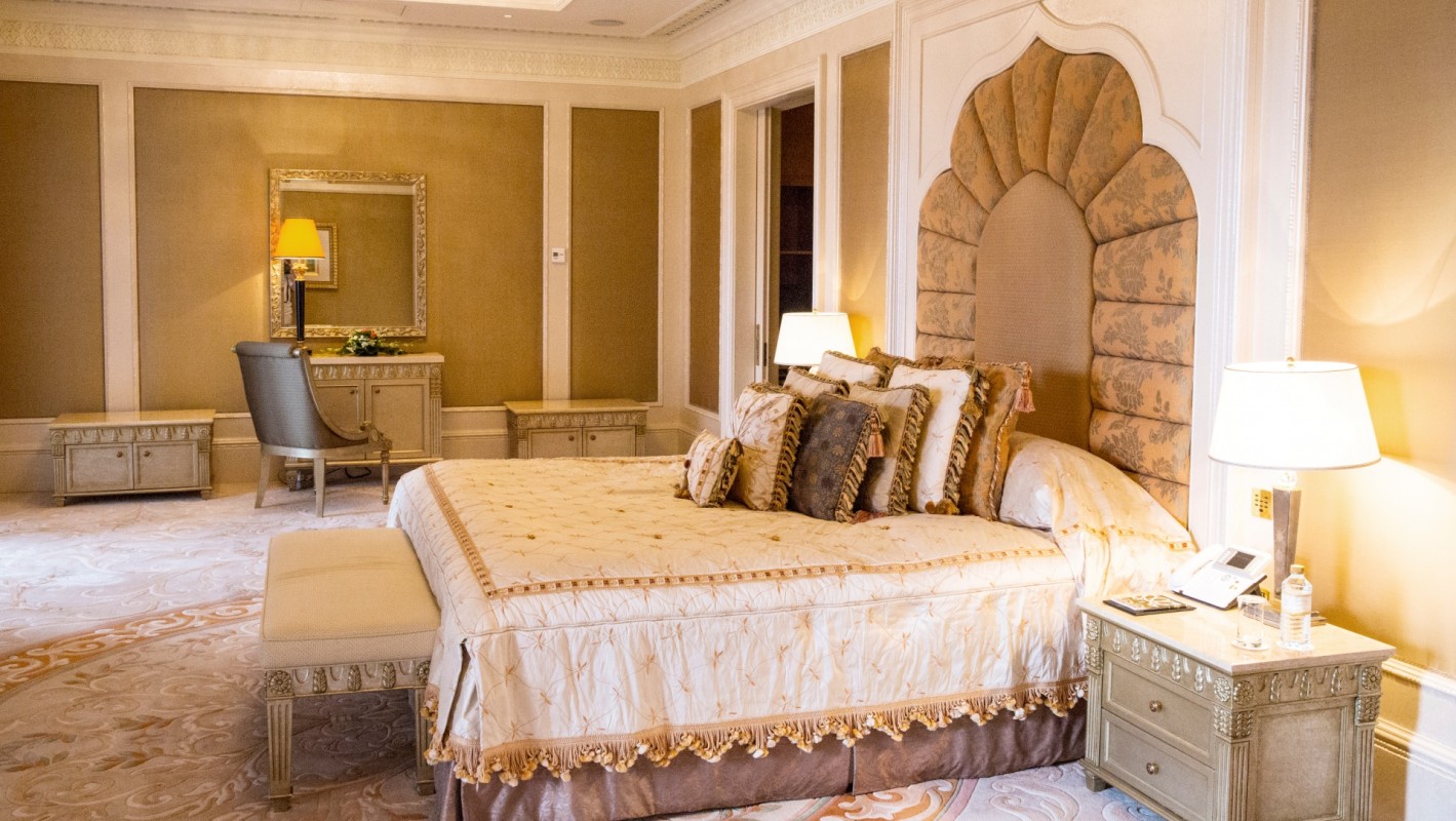Khaleej Suite