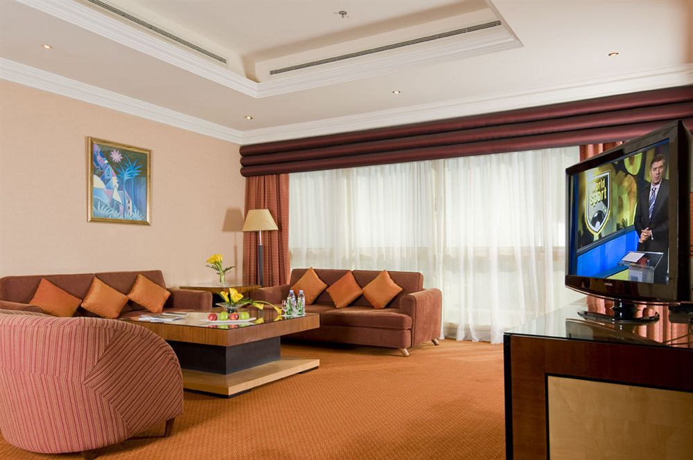 Diplomatic Suite Living Room