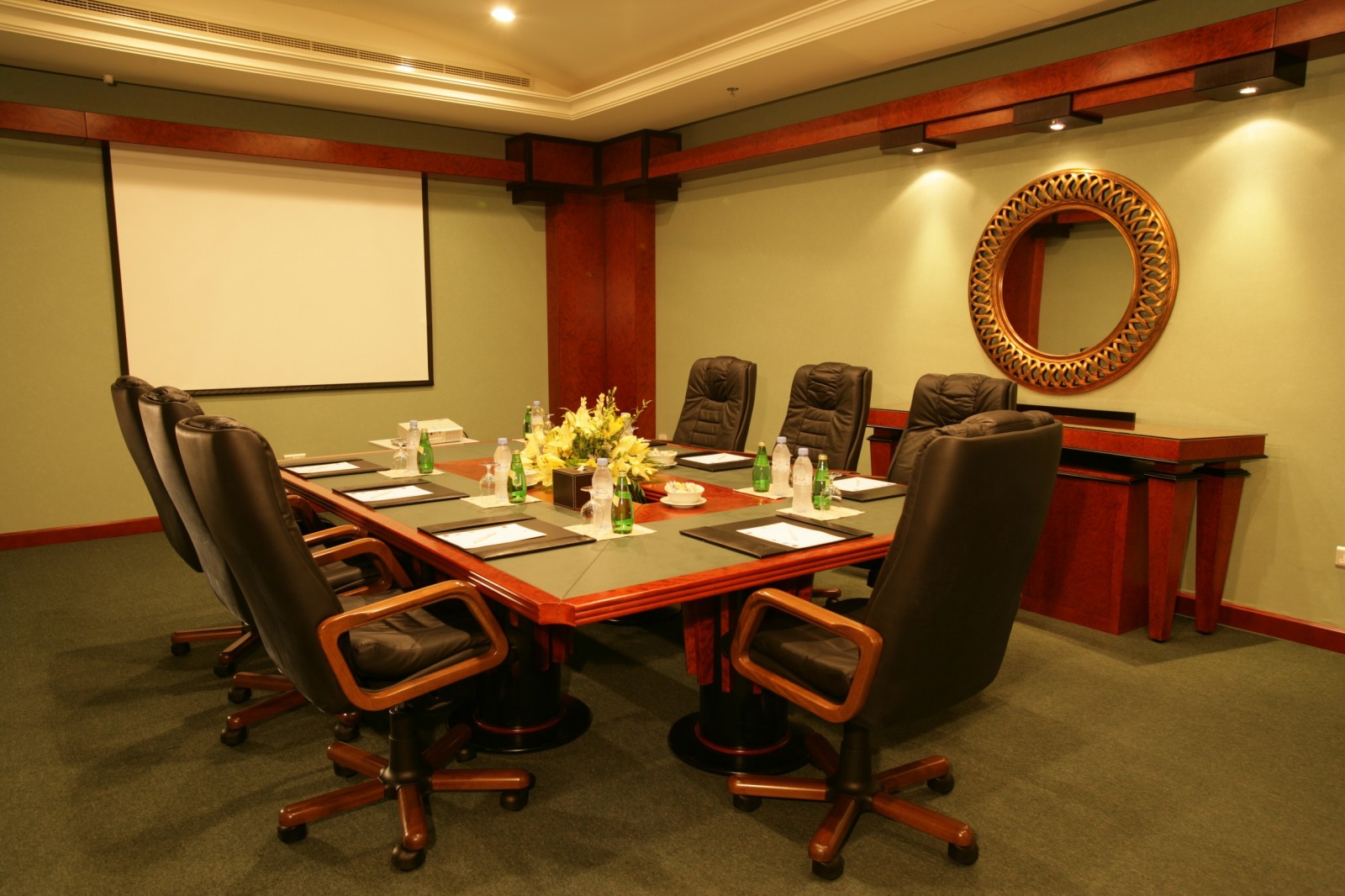 Sapphire Room