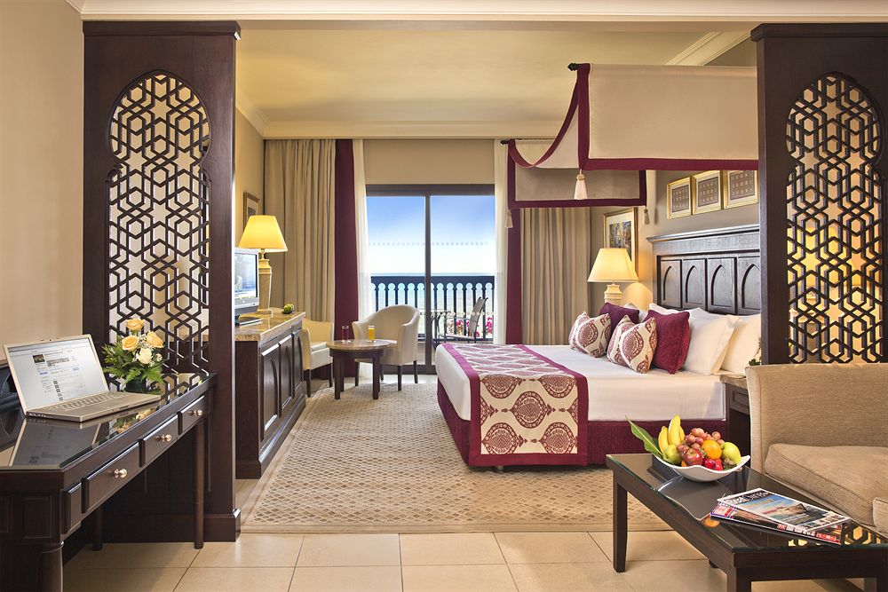 Al Dana Suite