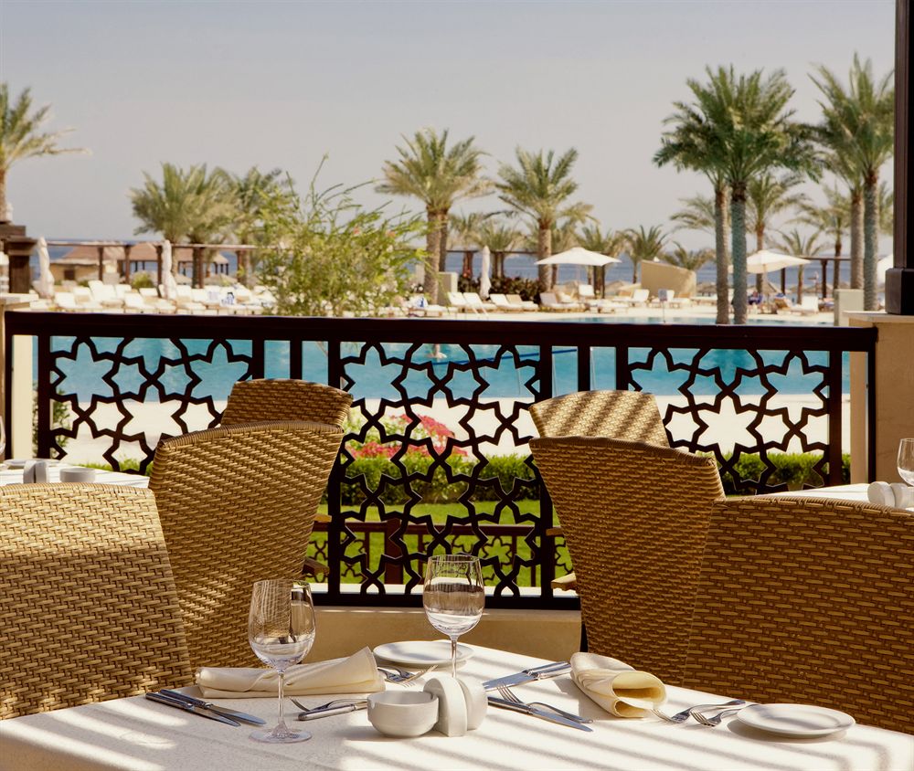 Terrace Dining