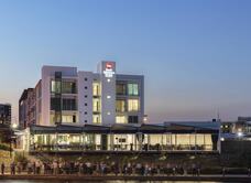 Mercure Sunshine Coast Kawana Waters