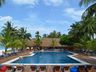 Meeru Island Resort5