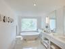 Honeymoon Suite Bathroom