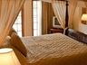Colonial Suites