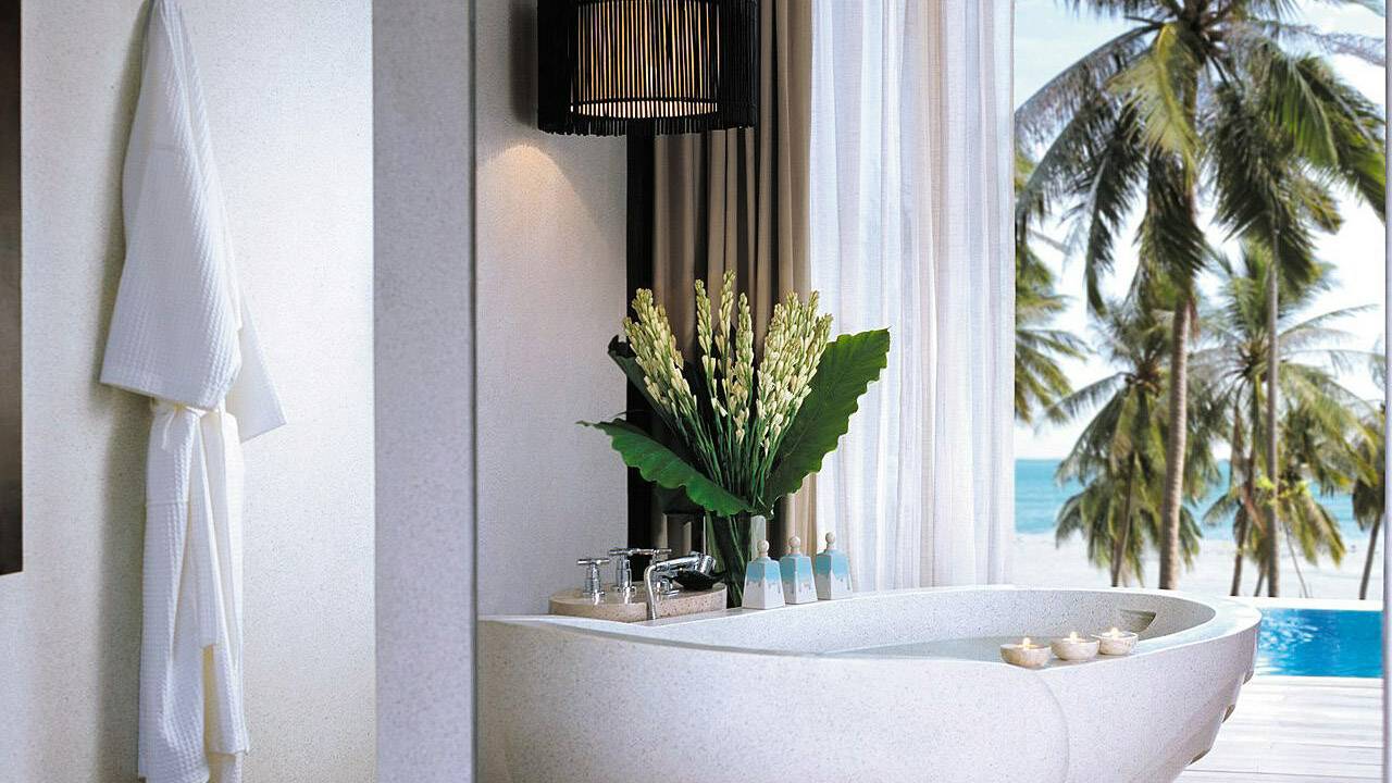 Deluxe One Bedroom Villa Bathroom