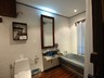 Deluxe Bathroom