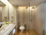 Deluxe Room Bathroom
