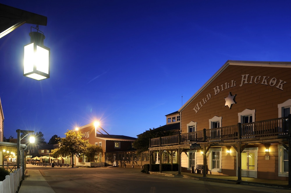 Hotel Front - Evening/Night