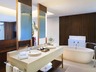 Deluxe Pool Suite