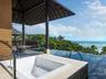 Grand Pool Suite - Bathroom