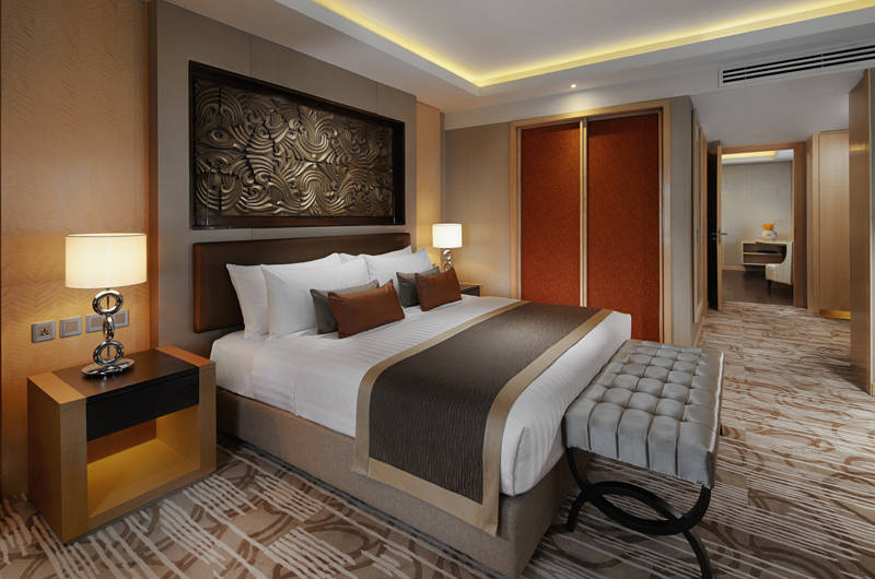 Corner Suite