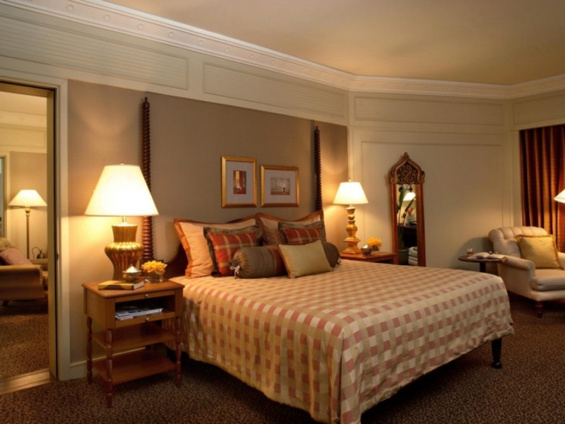 Deluxe Two-Bedroom Theme Suite