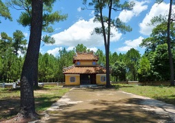 Azerai La Residence Hue