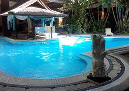 Holiday Inn Bangkok Sukhumvit by IHG