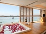 Executive Panoramic Suite Jacuzzi