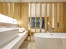 Deluxe Lanai Bathroom
