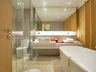 Deluxe Oasis Bathroom