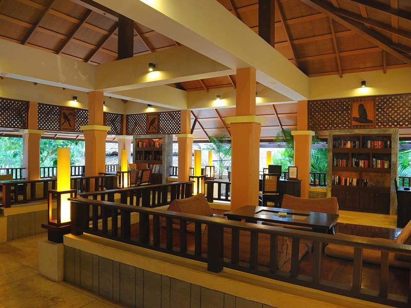 Lobby Lounge 1
