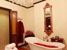 Baby Suite bathroom
