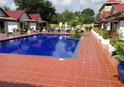 French Garden Resort