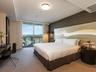 King Hilton Guestroom
