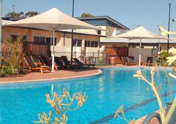 Broadwater Mariner Resort