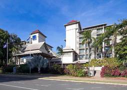 Novotel Cairns Oasis Resort