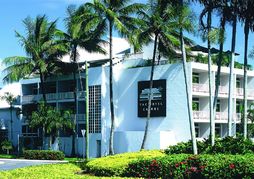 Ramada By Wyndham Cairns City Centre