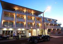 The Crown Hotel Napier