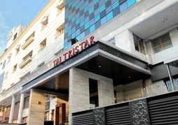 Taj Tristar