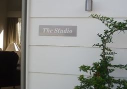 The B and B on the Hill