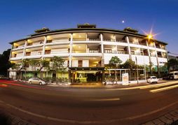 Siam Triangle Hotel