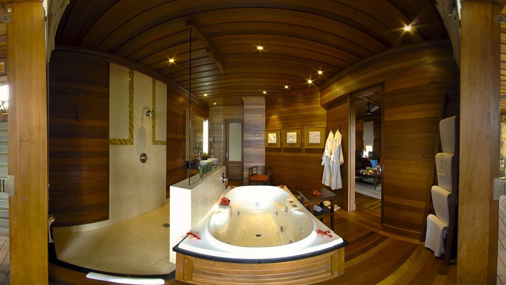 Ian Fleming Suite