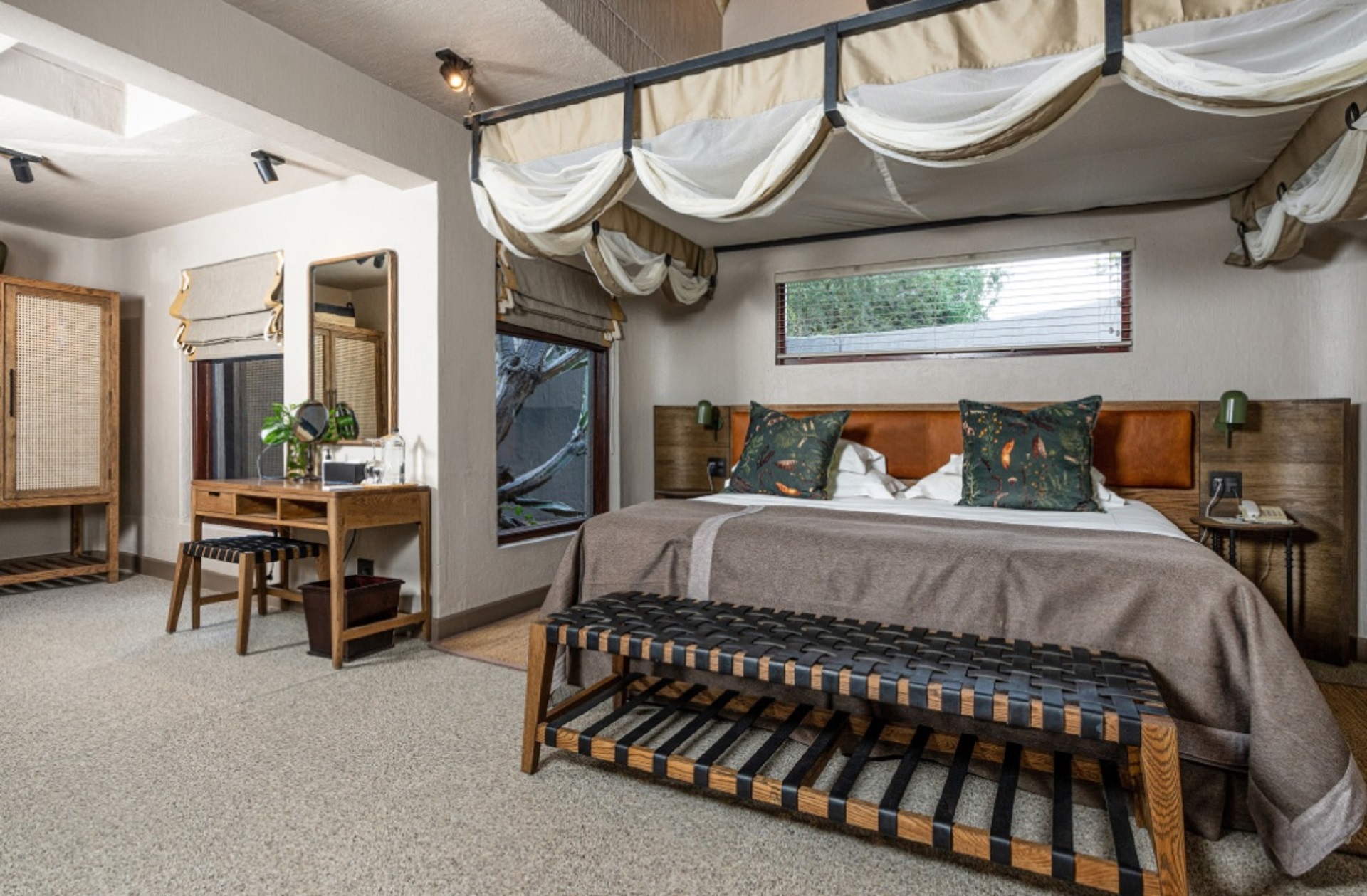 Luxury Suite