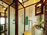 Deluxe Bathroom