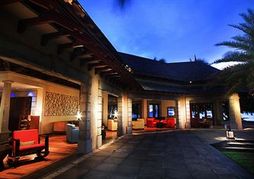 Maradiva Villas Resort & Spa