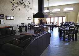 River Crossing Lodge